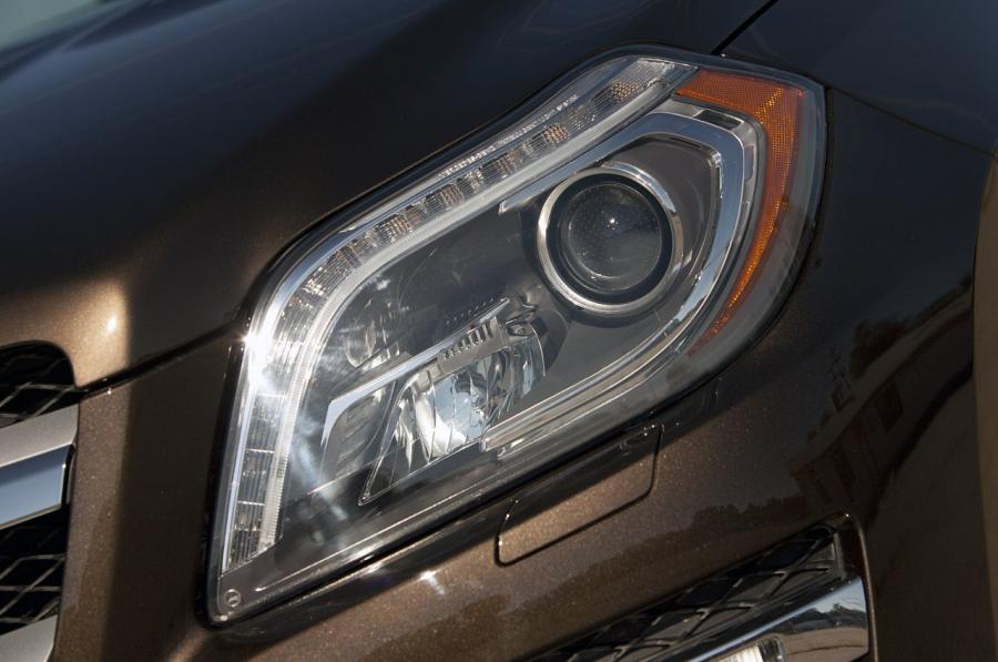  Mercedes-Benz GL450 2013 года  (фото 3 из 33)